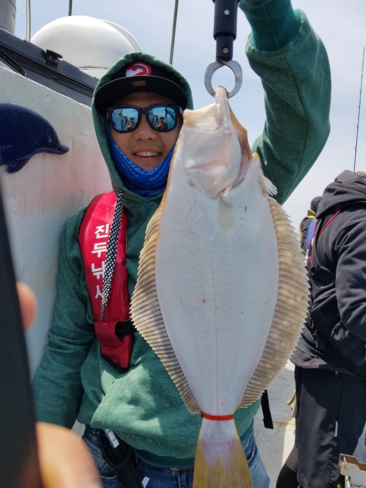 5월21일 진두낚시 올스타호 광어다운샷
