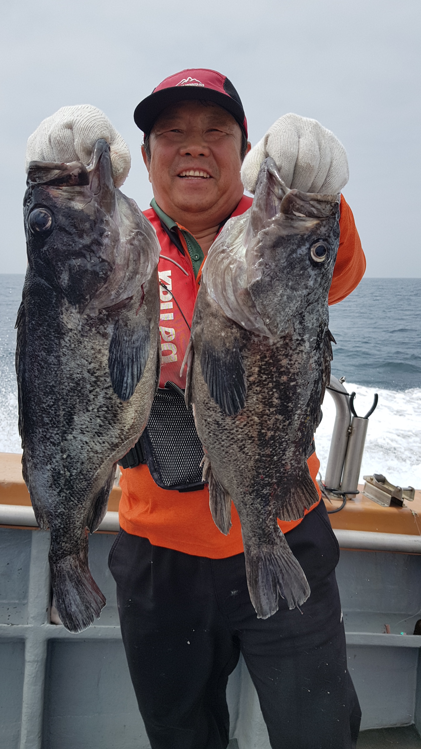 6월7일 아라호 먼~바다 우럭출조