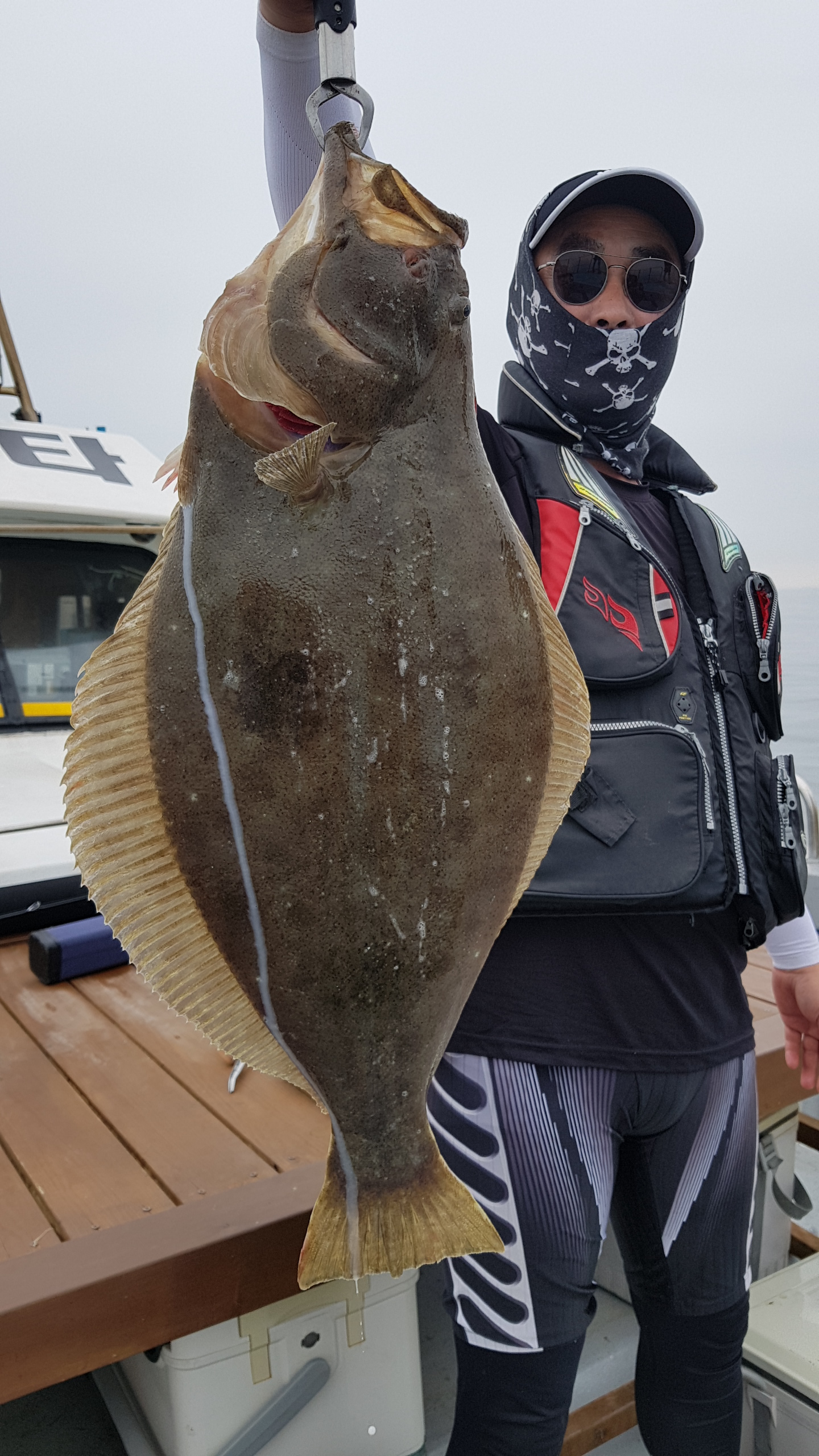 6월8일 올스타호 대광어다운샷