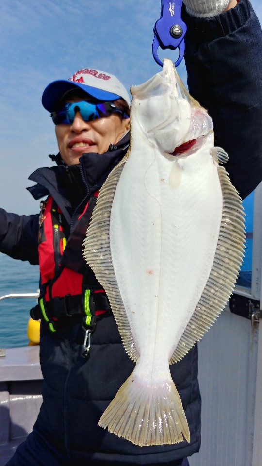 4월 13일 아라2호 조황