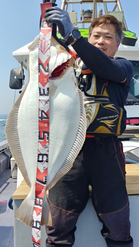 5월 16일 아라2호 9짜 광어(실시간)