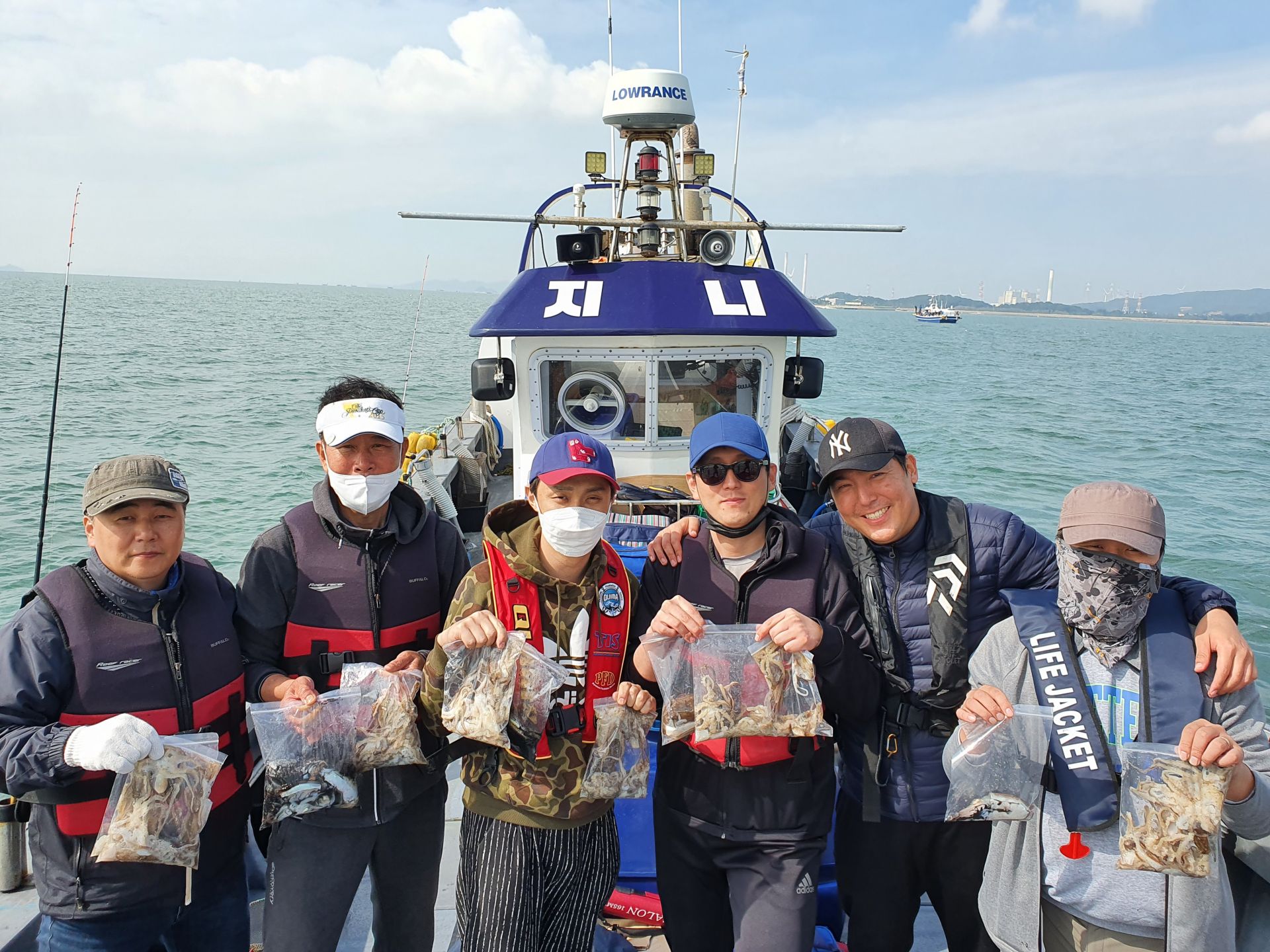 [지니호] 10월 15일 조황 (단체독선)